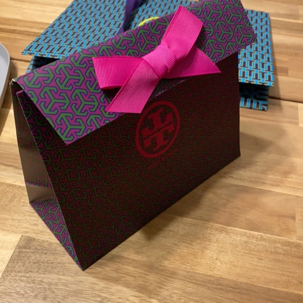 TORY BURCH shopping bags bundle
